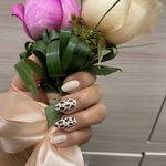 خدمات  تخصصی کاشت  ناخن مژگان