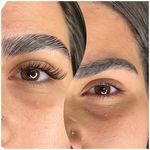 خدمات تخصصی و آموزش مژه سولماز