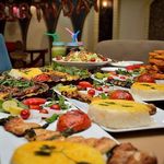 رستوران و سفره خانه خوان کرم