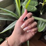 خدمات تخصصی ناخن نگین