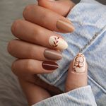 مرکزتخصصی کاشت ناخن و اکستنشن مژه رامونا