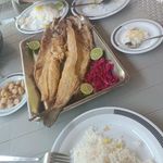 رستوران نگین سبز