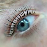 اکستنشن مژه مینا آقایی