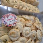 شیرینی و کیک خانگی دِلی شِز