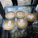 فروشگاه قهوه و شکلات بامداد