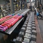 باشگاه بدنسازی طاها اسپرت