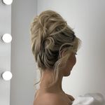 آرایشگاه و آموزشگاه زنانه (مون بيوتی)