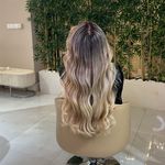 سالن تخصصی رنگ و لایت بلوند،تراپی مو
