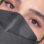 مرکز تخصصی کاشت مژه و ناخن حدیث