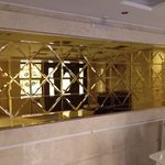 خدمات تخصصی شیشه و آینه خیام