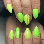 سالن زیبایی و مرکز تخصصی کاشت ناخن هلنا