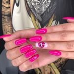 سالن زیبایی و مرکز تخصصی کاشت ناخن هلنا