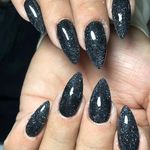 سالن زیبایی و مرکز تخصصی کاشت ناخن هلنا