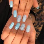 سالن زیبایی و مرکز تخصصی کاشت ناخن هلنا