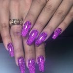 سالن زیبایی و مرکز تخصصی کاشت ناخن هلنا