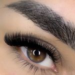 خدمات تخصصی اکستنشن مژه پانی