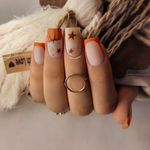 مرکزتخصصی کاشت ناخن و اکستنشن مژه رامونا