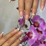 سالن زیبایی و کاشت ناخن شیما کمالی