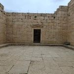 معبد آناهیتا