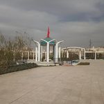 شبستان مسجد و مزار شهید گمنام
