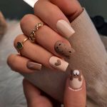 مرکزتخصصی کاشت ناخن و اکستنشن مژه رامونا