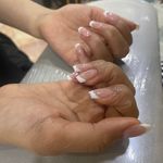 خدمات ناخن آریل
