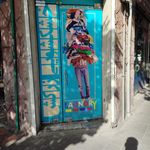 خشکشویی رنگارنگ