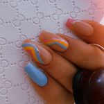 خدمات تخصصی ناخن نگین