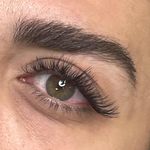 اکستنشن تخصصی مژه پانی