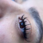 سالن آرایش و زیبایی رویا