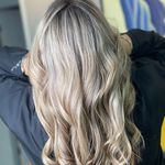 سالن زیبایی اِلای جنب نیایش مال