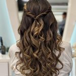 سالن زیبایی و آموزشگاه ندا دوستی