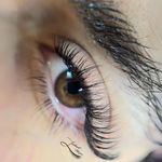 سالن تخصصی اکستنشن و ناخن