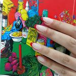 مرکز تخصصی کاشت ناخن،رنگ و مش وفشیال