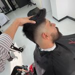 آموزشگاه و آرایشگاه کامبیز
