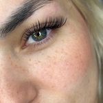 خدمات تخصصی اکستنشن مژه زهرا