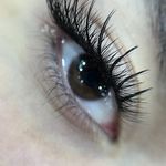 خدمات تخصصیِ اکستنشن مژه،کاشت،لیفت نگار