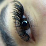 خدمات اکستنشن و لیفت مژه اسپید
