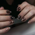 مرکز تخصصی کاشت و طراحی ناخن شیوا