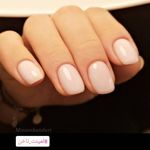 سالن زیبایی و مرکز ناخن لوکس‌ لاین