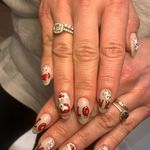 سالن ناخن ، مژه ، تتو و فیشال بیانکو