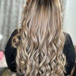 سالن زیبایی تخصصی رنگ و لایت نسیم بینا