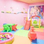 استخر و باشگاه روباز بهشت مادران