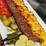 رستوران و بیرون بر عمو حسن