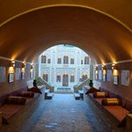 هتل کاروانسرا