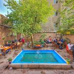 کافه فرهنگ و هنر واژه