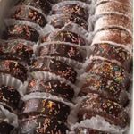 شیرینی و کیک خانگی دِلی شِز