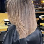 سالن زیبایی لئو متخصص لایت بدون دکلره