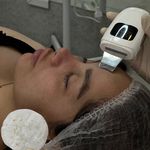 فشیال تخصصی در کلینیک پوست مو ونوس