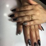 خدمات کاشت ناخن نیل پینکو